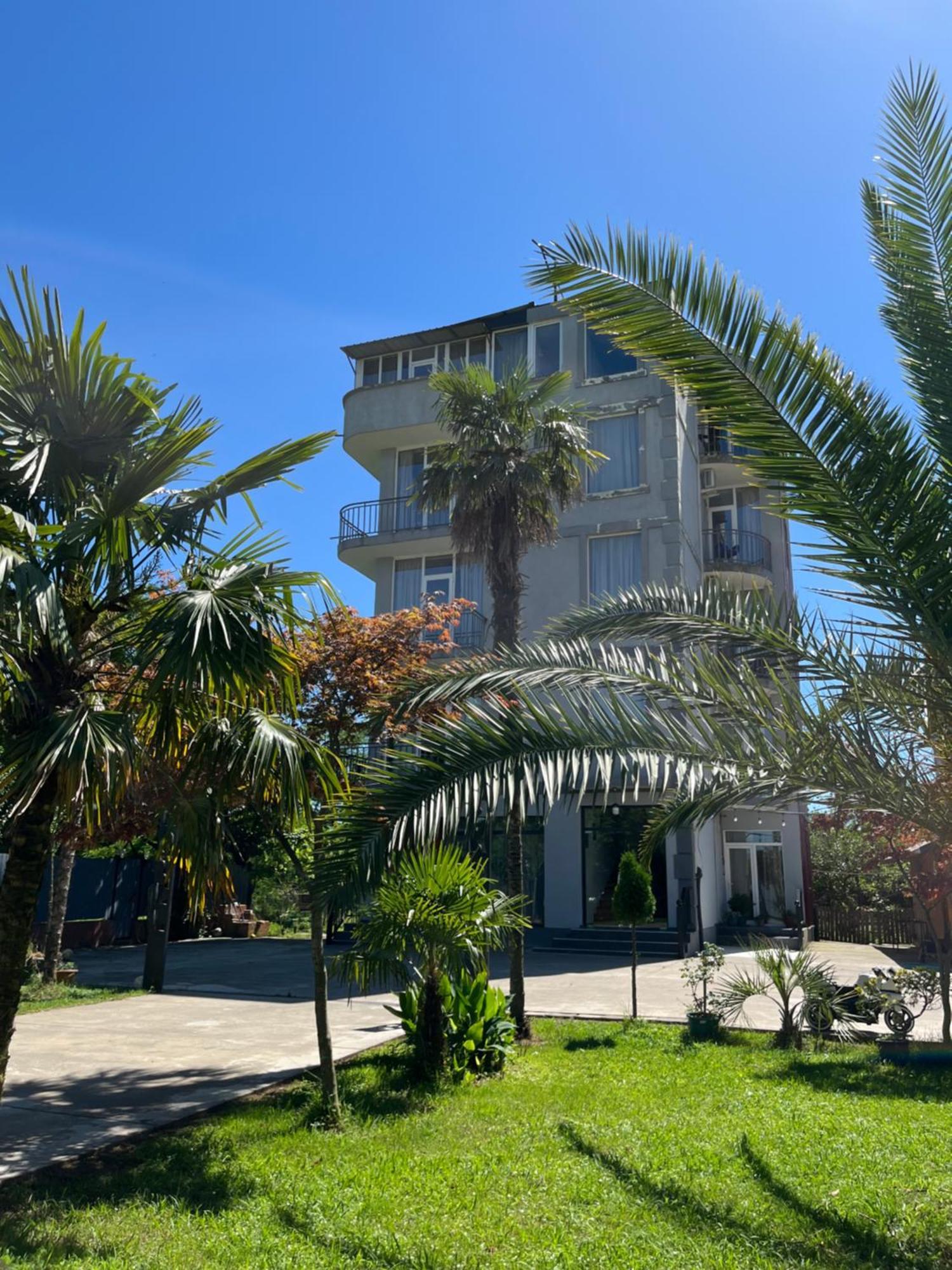 Hotel Dadu Batumi Exterior photo